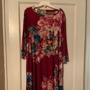 Boutique Flower Dress with Pockets 1X